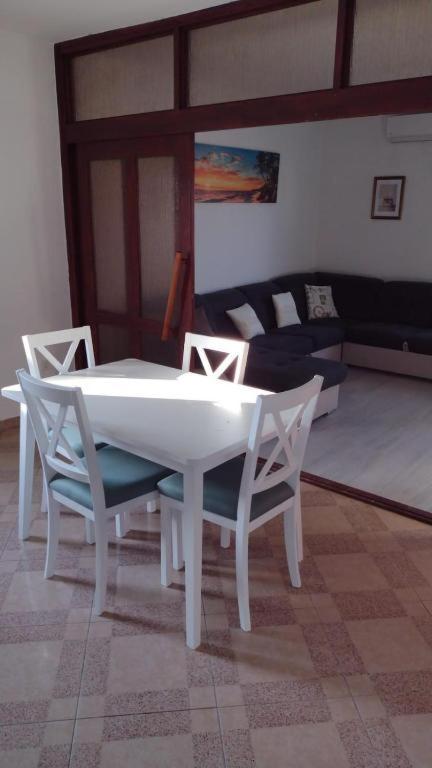 Gordana Apartmani Любач Экстерьер фото